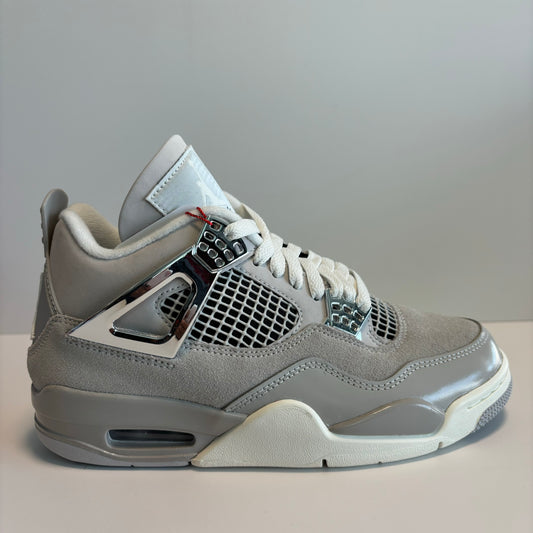 Jordan 4 Frozen Moment