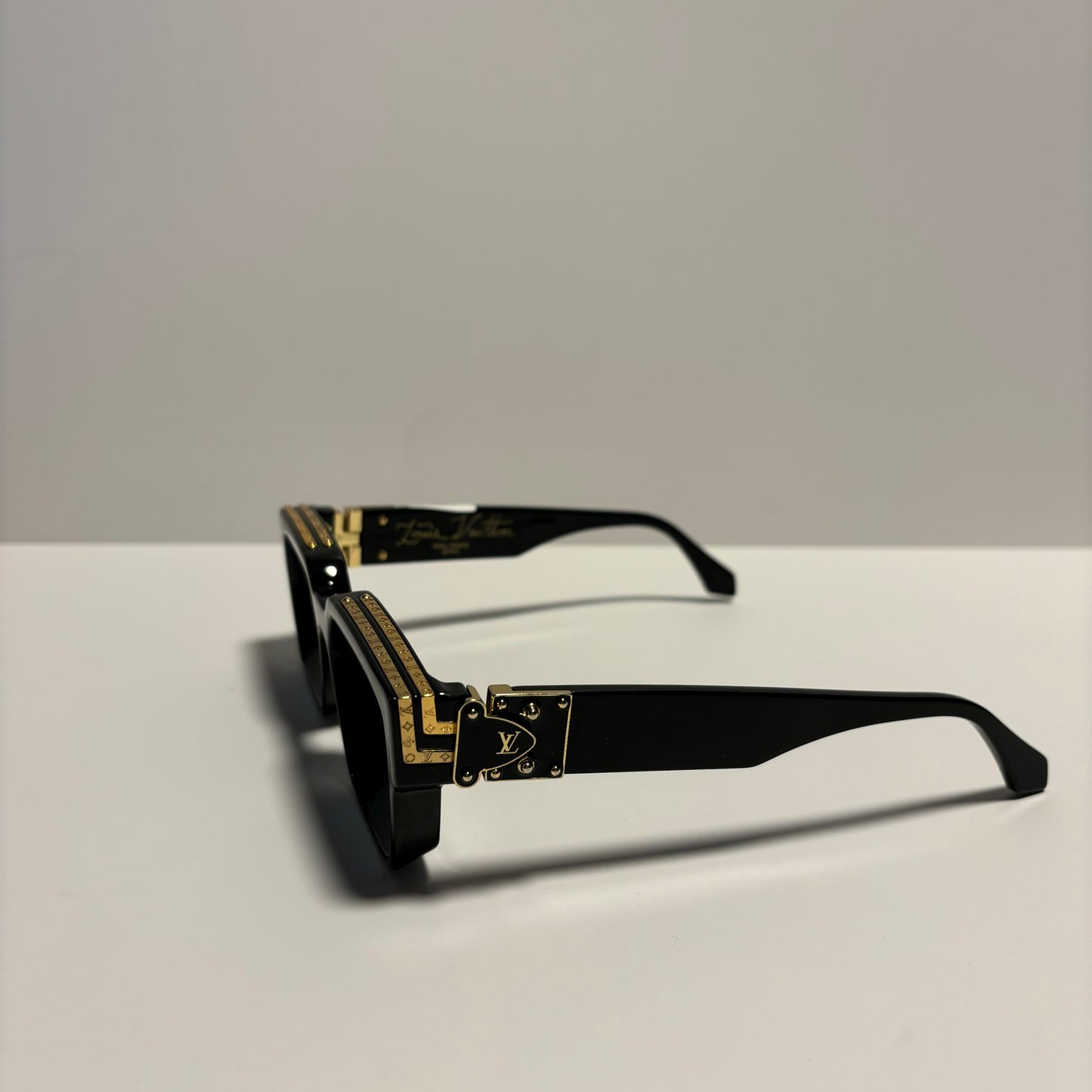 LVVV Millionare Sunglasses