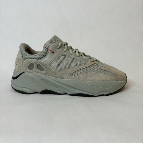 Yeezy 700 Salt